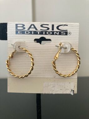 Basic Editions Shiny Gold Twisted Hoop Earrings